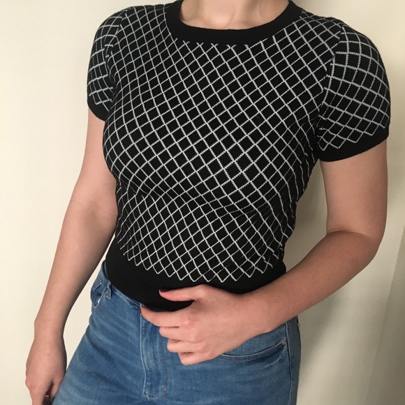 LAST CHANCE T-shirt Sweater - Picture 2 of 6